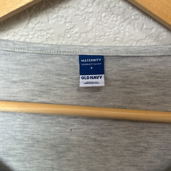 Old Navy Maternity Nursing Shirt Top short Sleeve Gray size Small - Picture 6 of 11